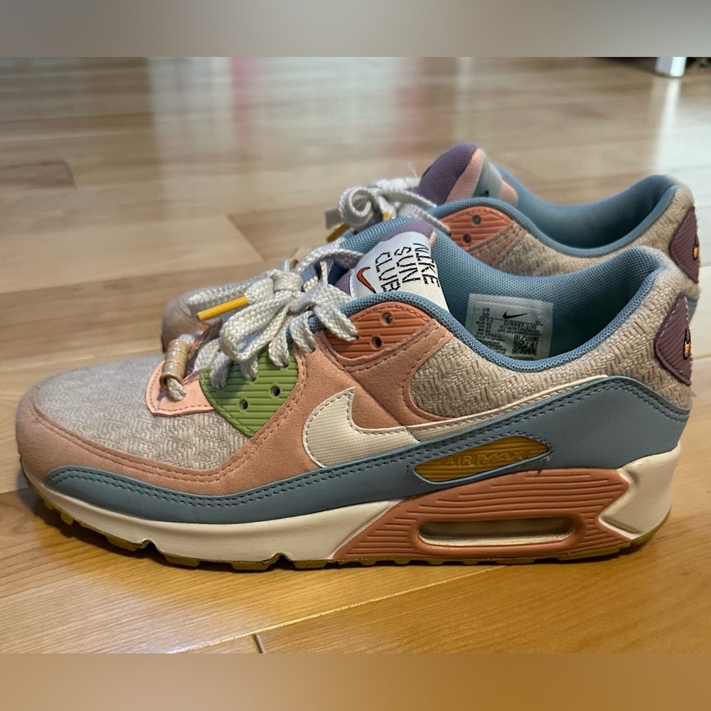 Nike Air Max 90 SE Women’s Sun Club size 10